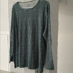 Croft & Barrow Classic Green and white Tee